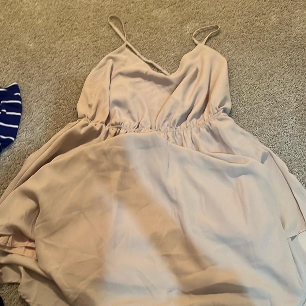 SHEIN dress size large low cut in back